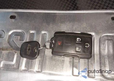 2018 Chevrolet Silverado 1500 2Lt z USA, uszkodzony, nr VIN 3GCUKREC1JG459201